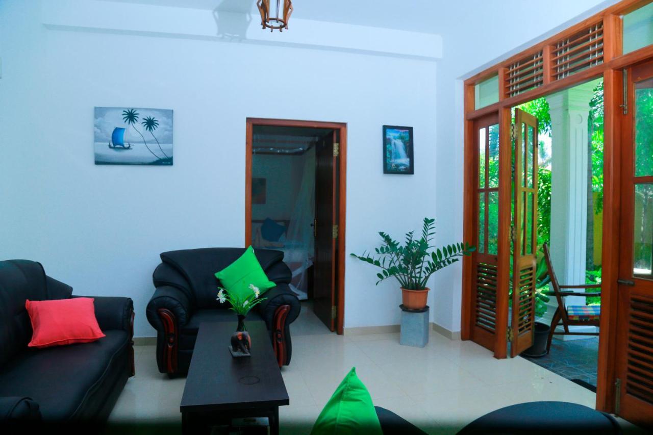 Residence Chanty Hikkaduwa Esterno foto
