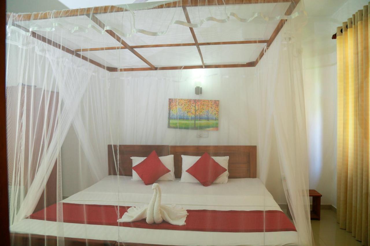 Residence Chanty Hikkaduwa Esterno foto